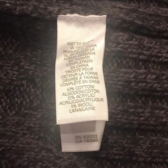 Liz Claiborne Sweater - Picture 2 of 2